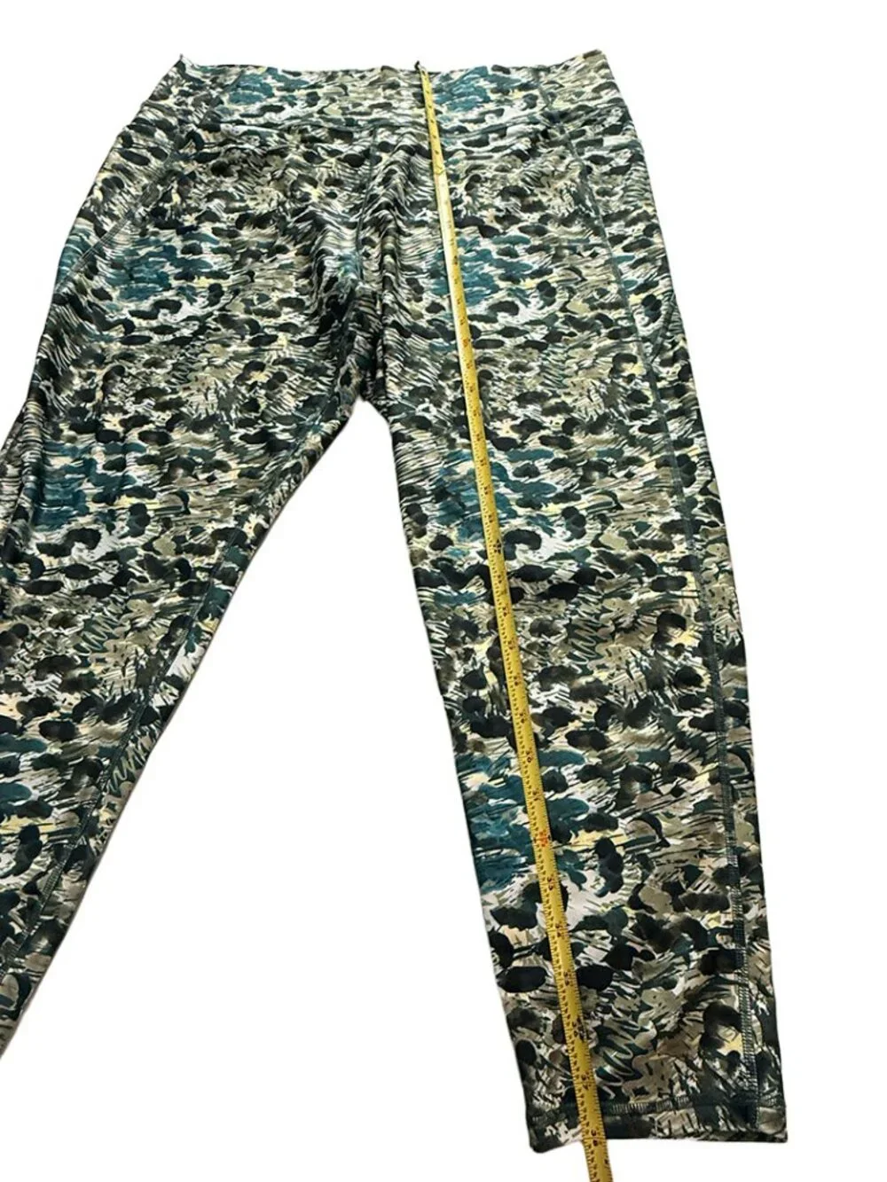 Kinesis Women’s 3X Activewear Set Abstract Print Tank Capri Leggings Plus Size